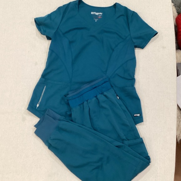 Grey's Anatomy Other - Grey's Anatomy Teal Scrub Set
